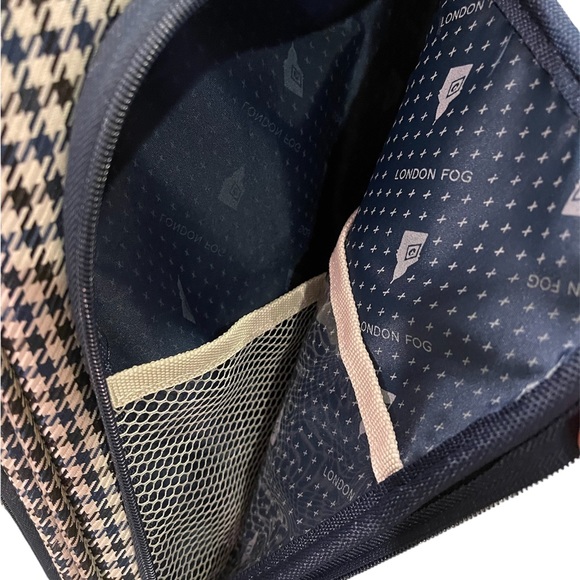 London Fog Other London Fog Oxford 5 Underseat Bag Poshmark